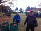 2011 11 19 Laubharkaktion und Erbseneintopf beim Backhaus 029